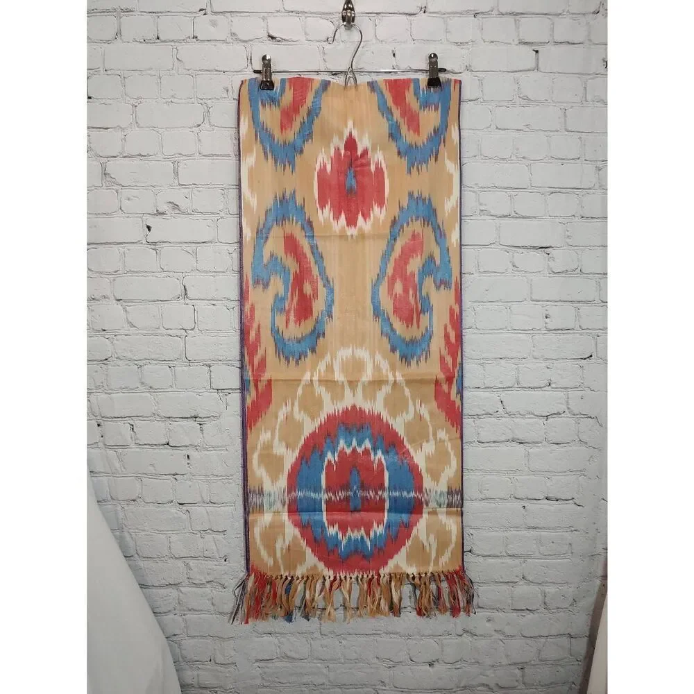 Beige/Blue/Red Multicolored Table Runner